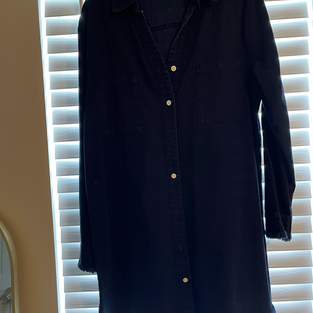 Navy oversized button down - Picture 2 of 3